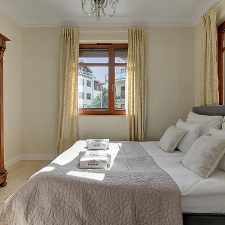 شقة Belle Epoque Near The Sea By Downtown غدانسك
